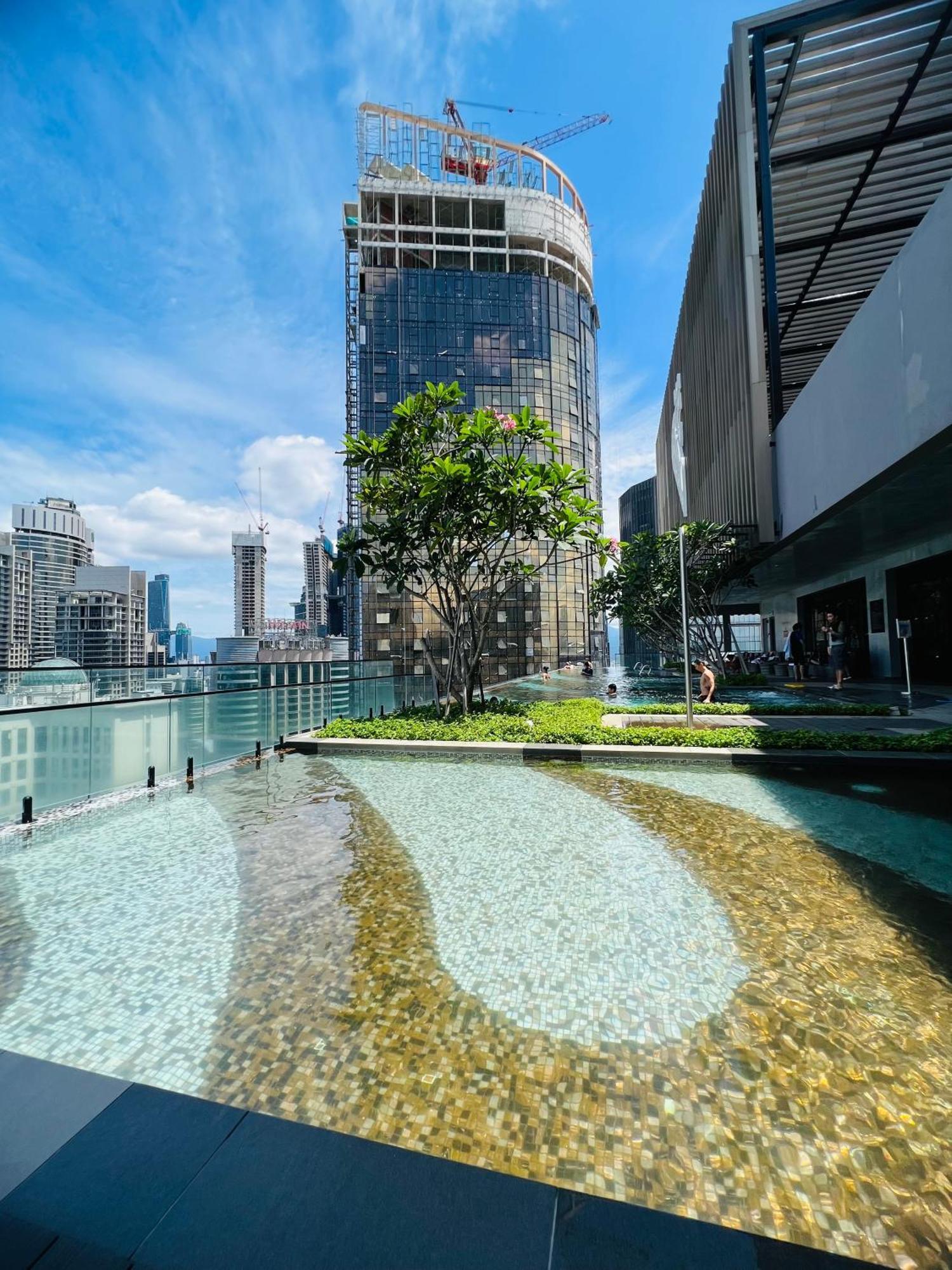 Luxury Suites At Axon Residence Kuala Lumpur Exterior photo